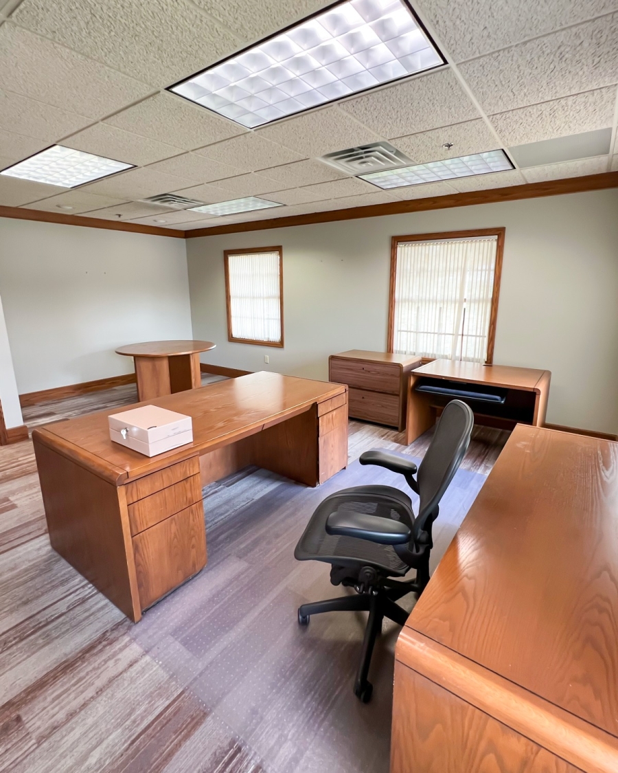 3645 Jolly Road Interior - office space